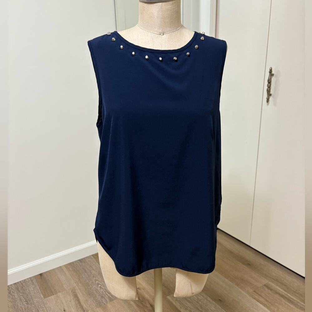 Forever 21 Navy Blue Sleeveless Casual Everyday Office Wear Women's Top Small